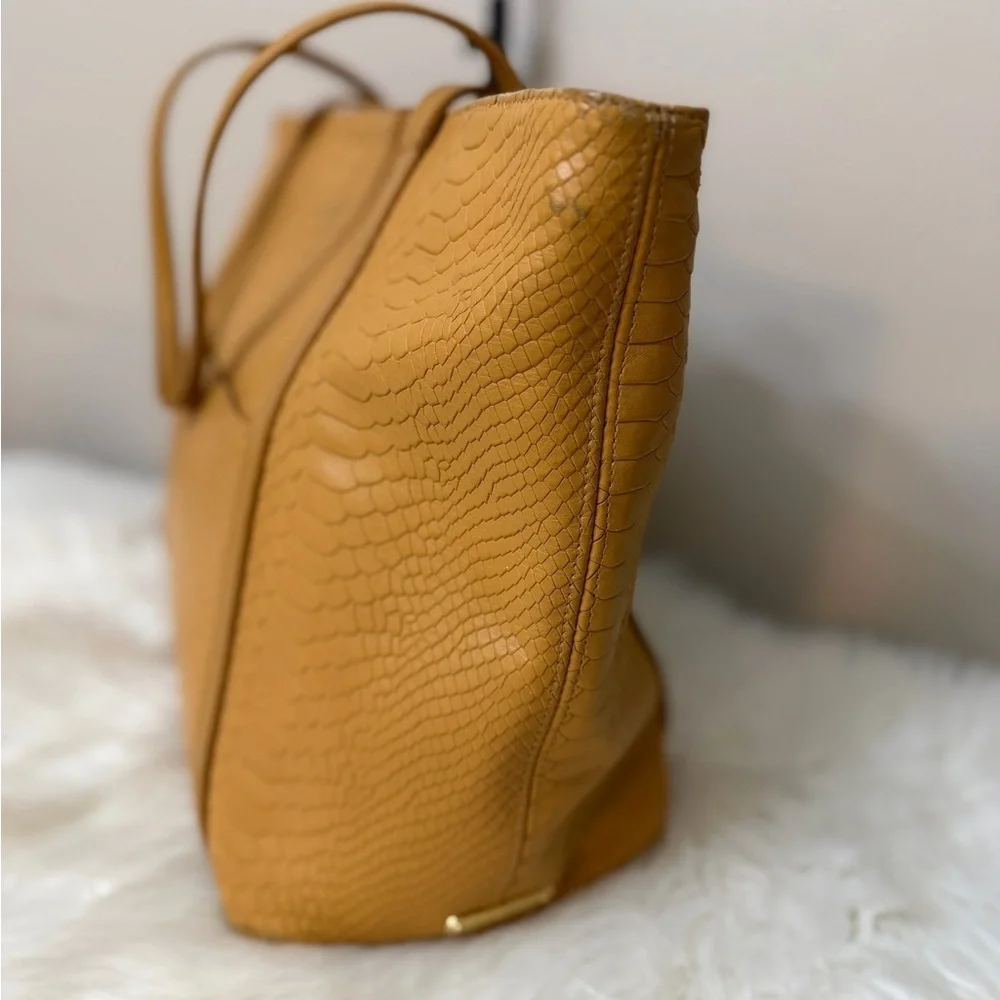 GiGi New York Mustard Textured Tote